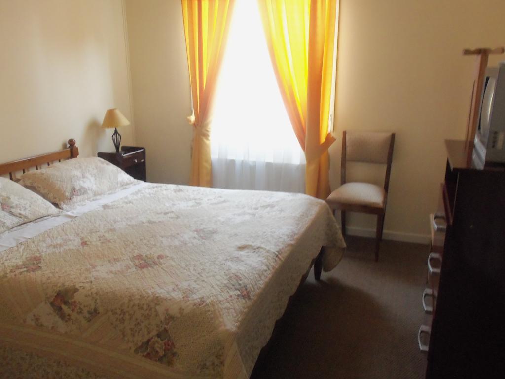 Hostal Joshiken Пунта Аренас Стая снимка