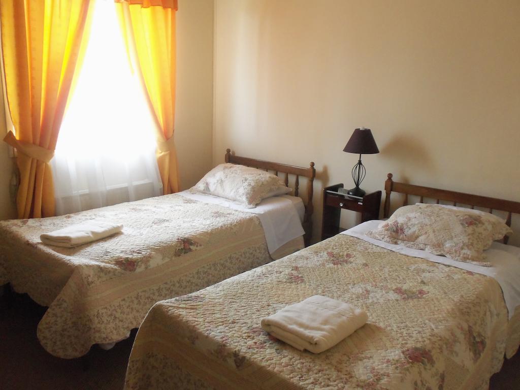 Hostal Joshiken Пунта Аренас Стая снимка