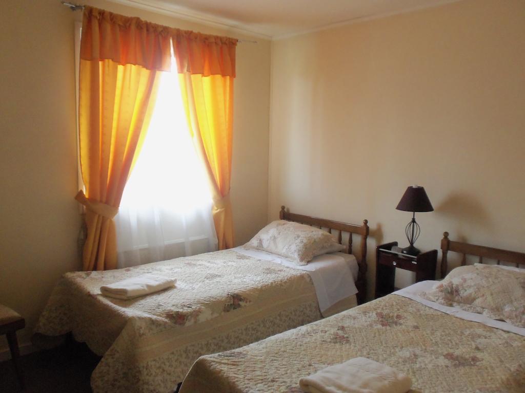 Hostal Joshiken Пунта Аренас Стая снимка